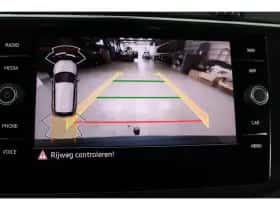 Volkswagen Tiguan (2021) thumbnail 13