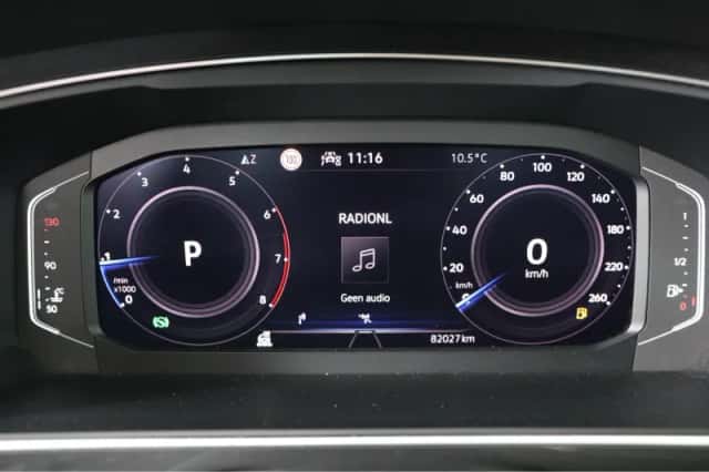 Volkswagen Tiguan (2021) thumbnail 15