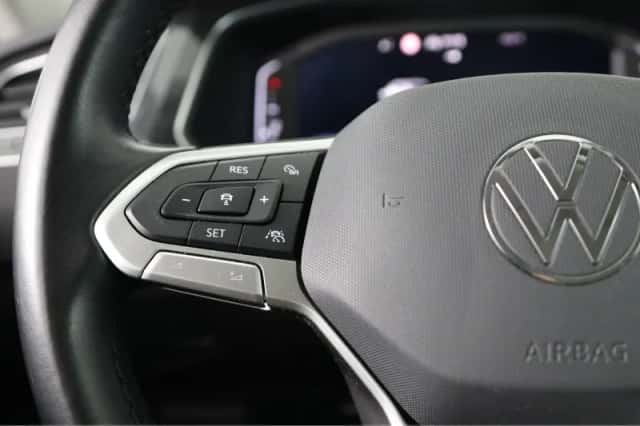 Volkswagen Tiguan (2021) thumbnail 29