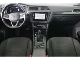 Volkswagen Tiguan (2021) thumbnail 4