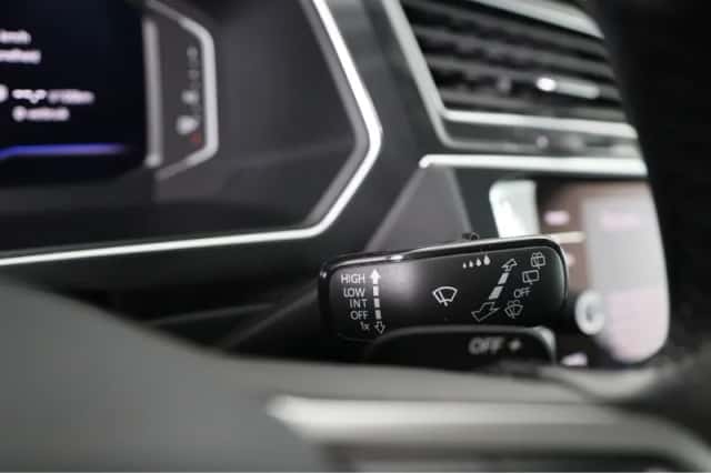 Volkswagen Tiguan (2021) thumbnail 32