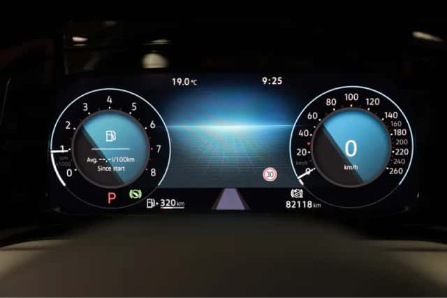 Volkswagen Golf (2023) thumbnail 14