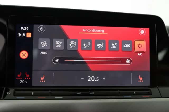 Volkswagen Golf (2023) thumbnail 21