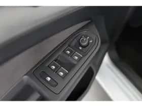 Volkswagen Golf (2023) thumbnail 29