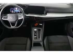 Volkswagen Golf (2023) thumbnail 4