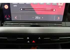 Volkswagen Golf (2023) thumbnail 39