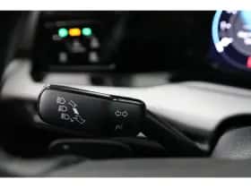 Volkswagen Golf (2023) thumbnail 41