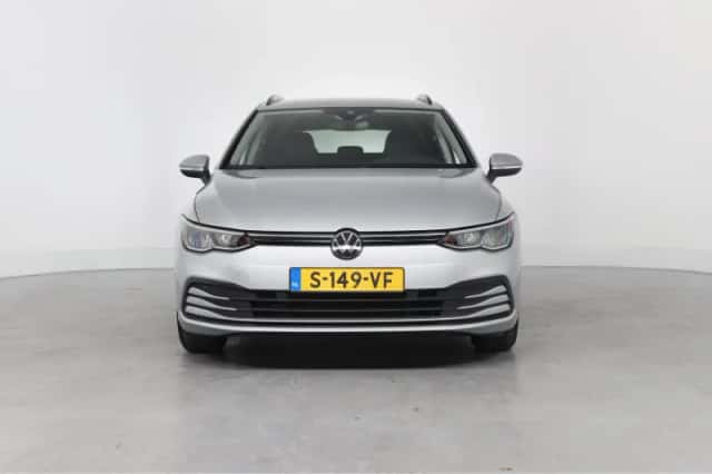 Volkswagen Golf (2023) thumbnail 10