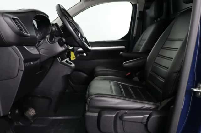 Toyota Proace (2022) thumbnail 4