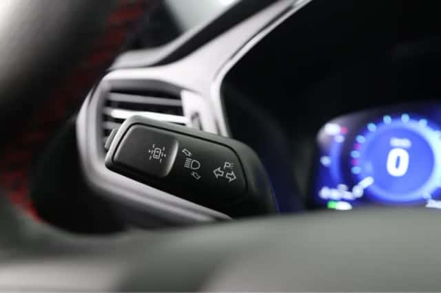 Ford Kuga (2024) thumbnail 31