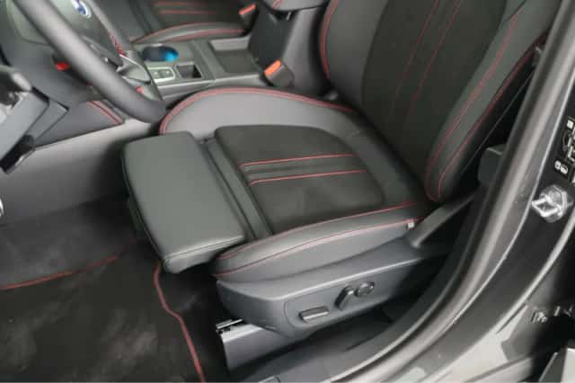 Ford Kuga (2026) thumbnail 5