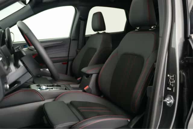 Ford Kuga (2026) thumbnail 6