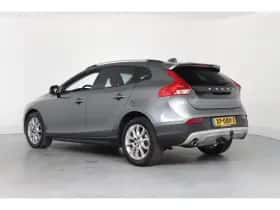 Volvo V40 (2019) thumbnail 3