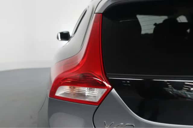 Volvo V40 (2019) thumbnail 21