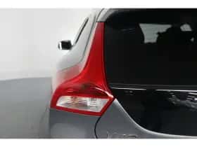 Volvo V40 (2019) thumbnail 21