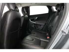 Volvo V40 (2019) thumbnail 29