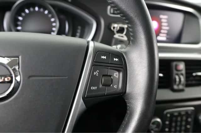 Volvo V40 (2019) thumbnail 37