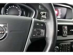 Volvo V40 (2019) thumbnail 37