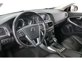 Volvo V40 (2019) thumbnail 5