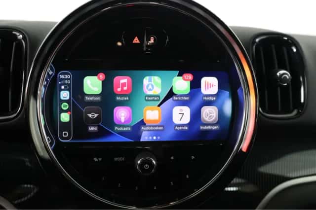 MINI Countryman (2021) thumbnail 16