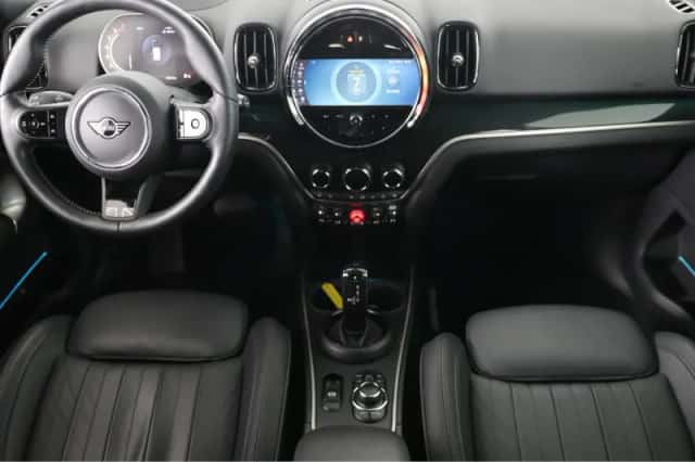 MINI Countryman (2021) thumbnail 4