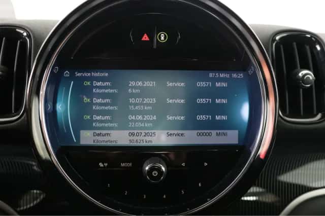 MINI Countryman (2021) thumbnail 7
