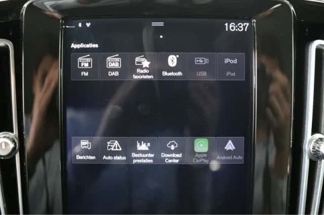 Volvo XC40 (2020) thumbnail 15