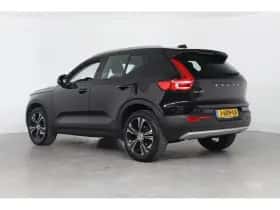 Volvo XC40 (2020) thumbnail 3