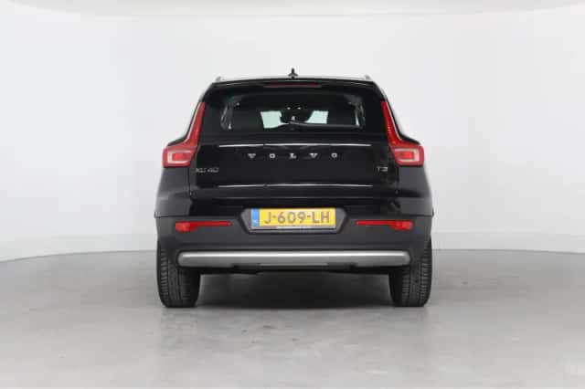 Volvo XC40 (2020) thumbnail 22