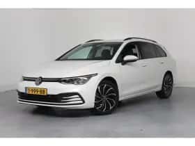 Volkswagen Golf (2023) thumbnail 1