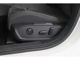 Volkswagen Golf (2023) thumbnail 24