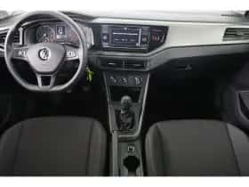 Volkswagen Polo (2021) thumbnail 4