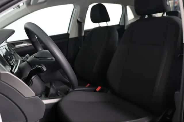 Volkswagen Polo (2021) thumbnail 6