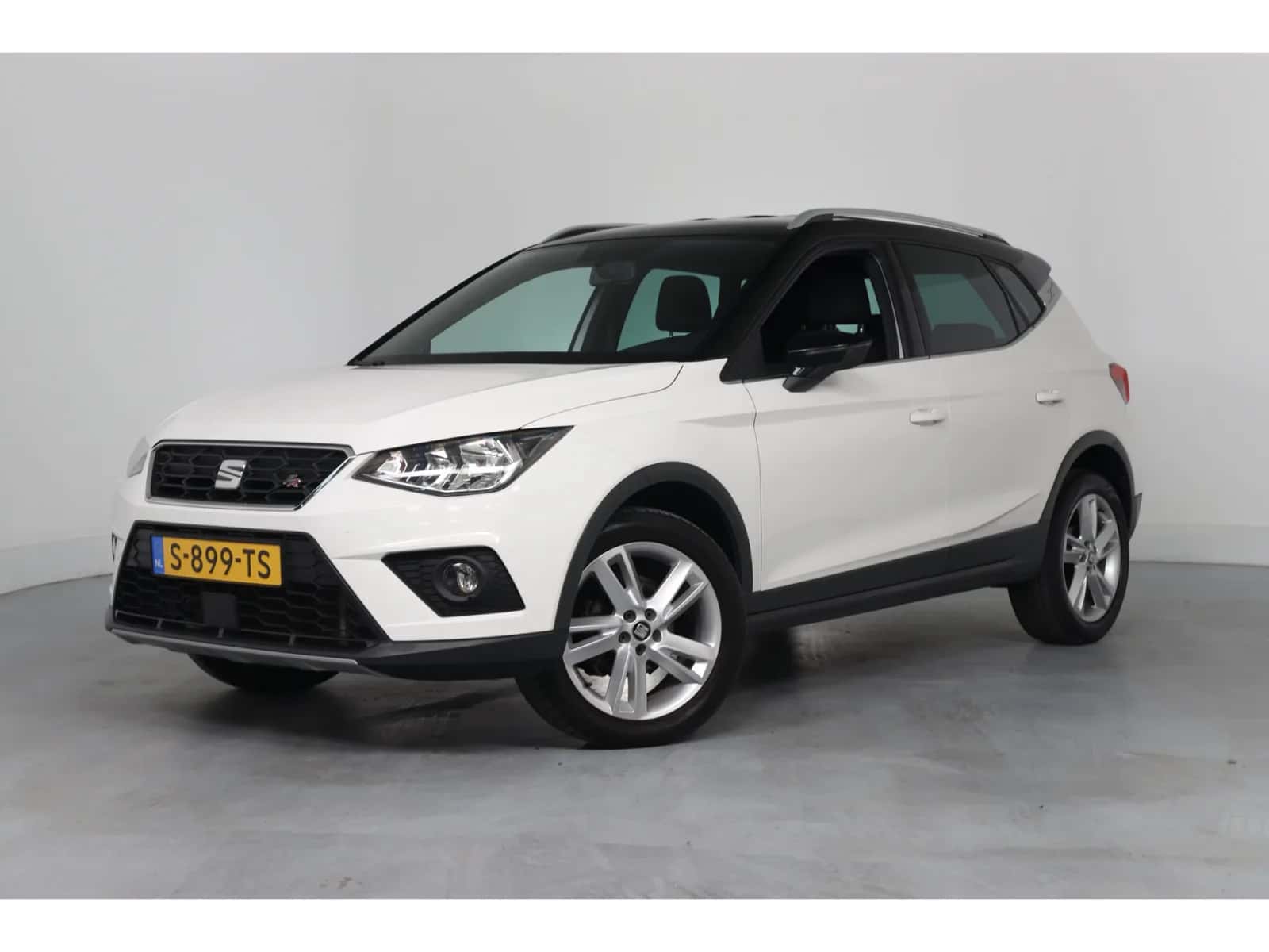 SEAT Arona (2018) — foto 1