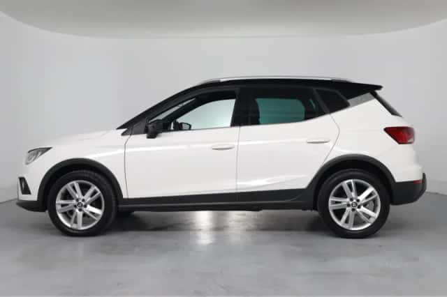 SEAT Arona (2018) thumbnail 2