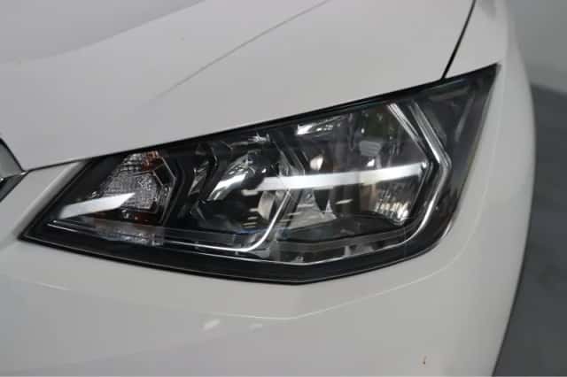SEAT Arona (2018) thumbnail 18