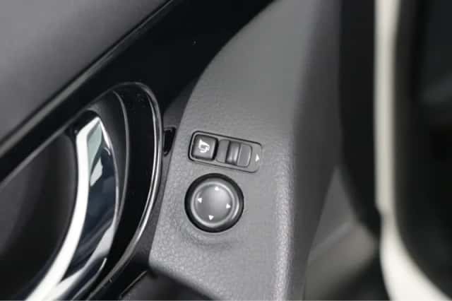Nissan Qashqai (2020) thumbnail 34