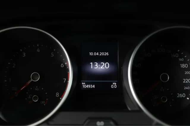 Volkswagen Tiguan (2017) thumbnail 16