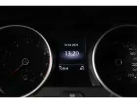 Volkswagen Tiguan (2017) thumbnail 16