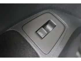 Volkswagen Tiguan (2017) thumbnail 30