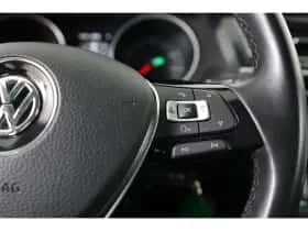 Volkswagen Tiguan (2017) thumbnail 33