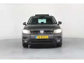 Volkswagen Tiguan (2017) thumbnail 5