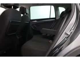 Volkswagen Tiguan (2017) thumbnail 42