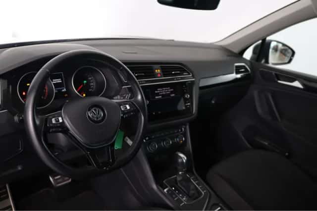 Volkswagen Tiguan (2017) thumbnail 8