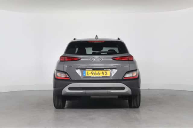 Hyundai Kona (2021) thumbnail 11