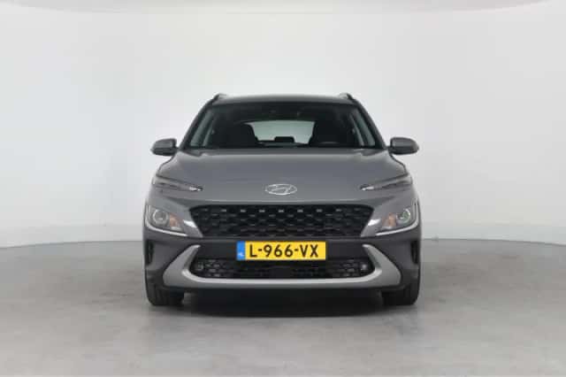 Hyundai Kona (2021) thumbnail 9