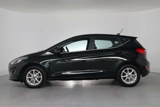 Ford Fiesta (2021) thumbnail 2