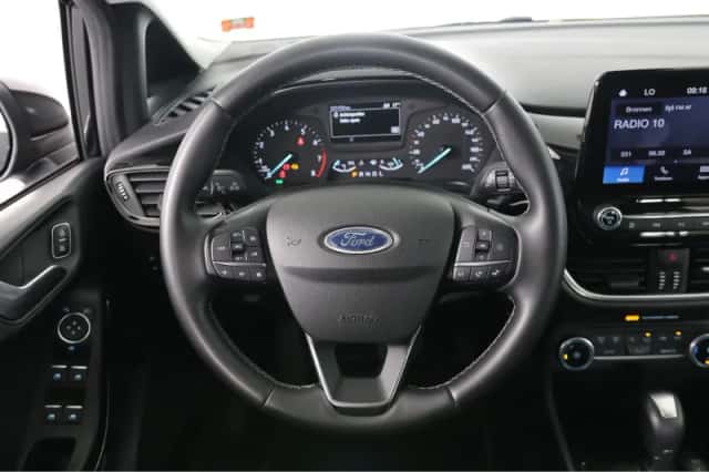 Ford Fiesta (2021) thumbnail 16