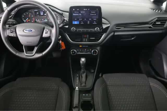 Ford Fiesta (2021) thumbnail 4