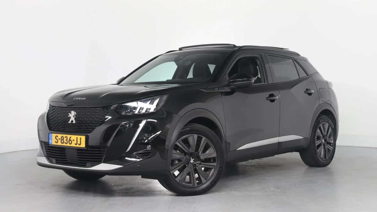 Peugeot e-2008 (2023) — foto 1